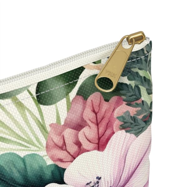 3888873827709674012_2048.jpeg 3888873827709674012_2048.jpeg