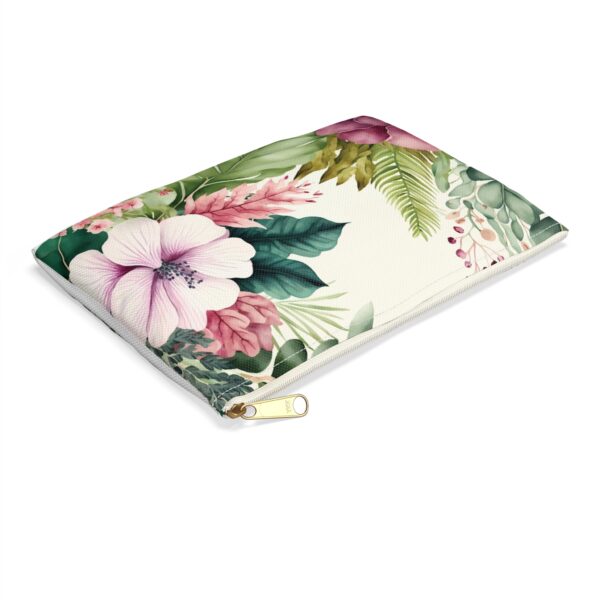 5555378623206418457_2048.jpeg 5555378623206418457_2048.jpeg